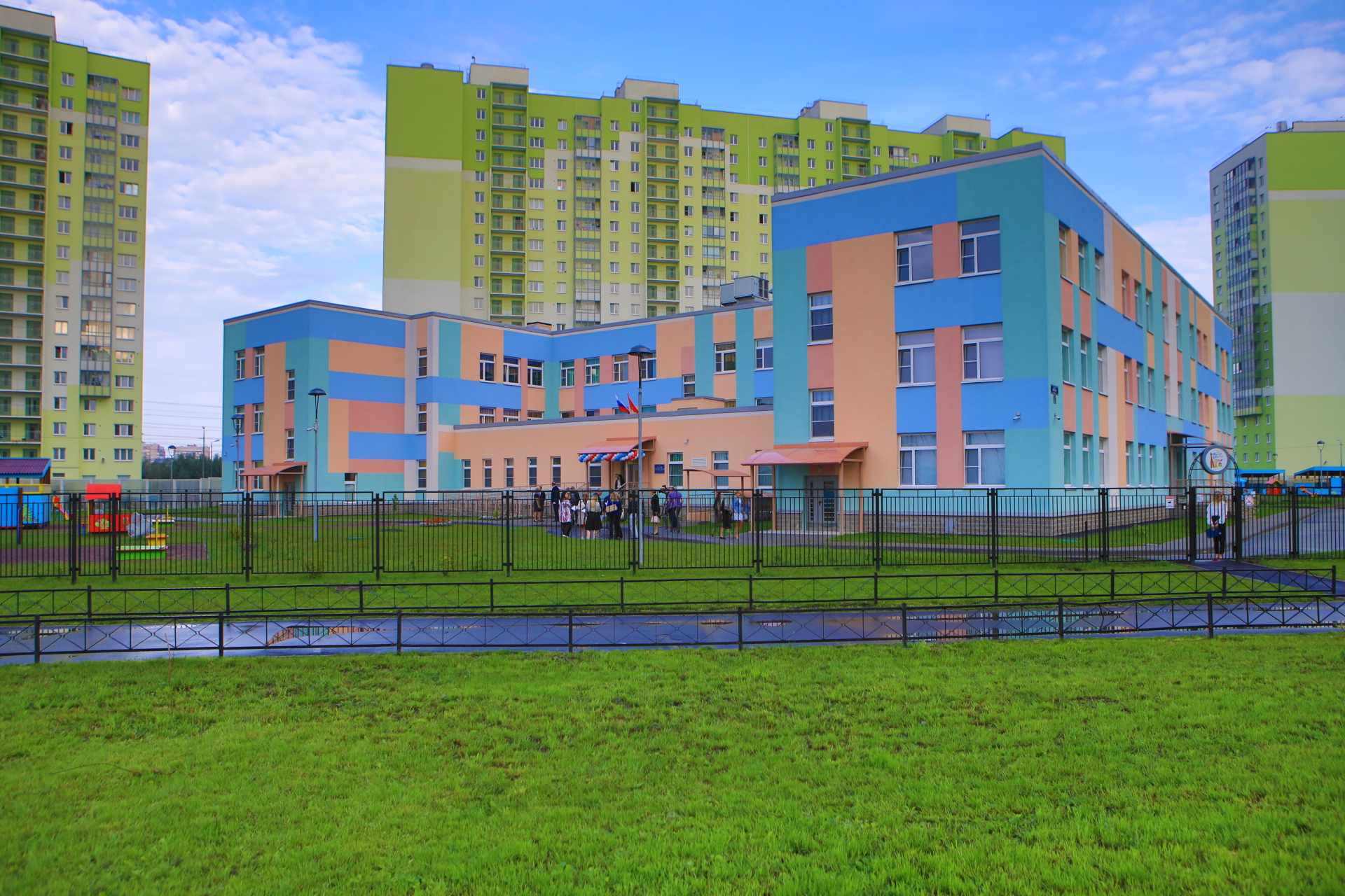 Здание 2 — проспект Маршака, 2
